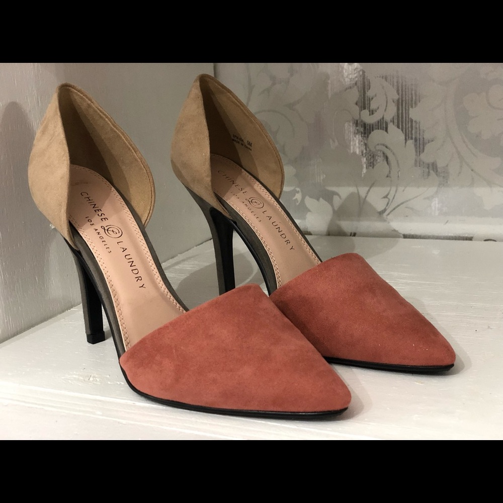 Nude pink sued Heels